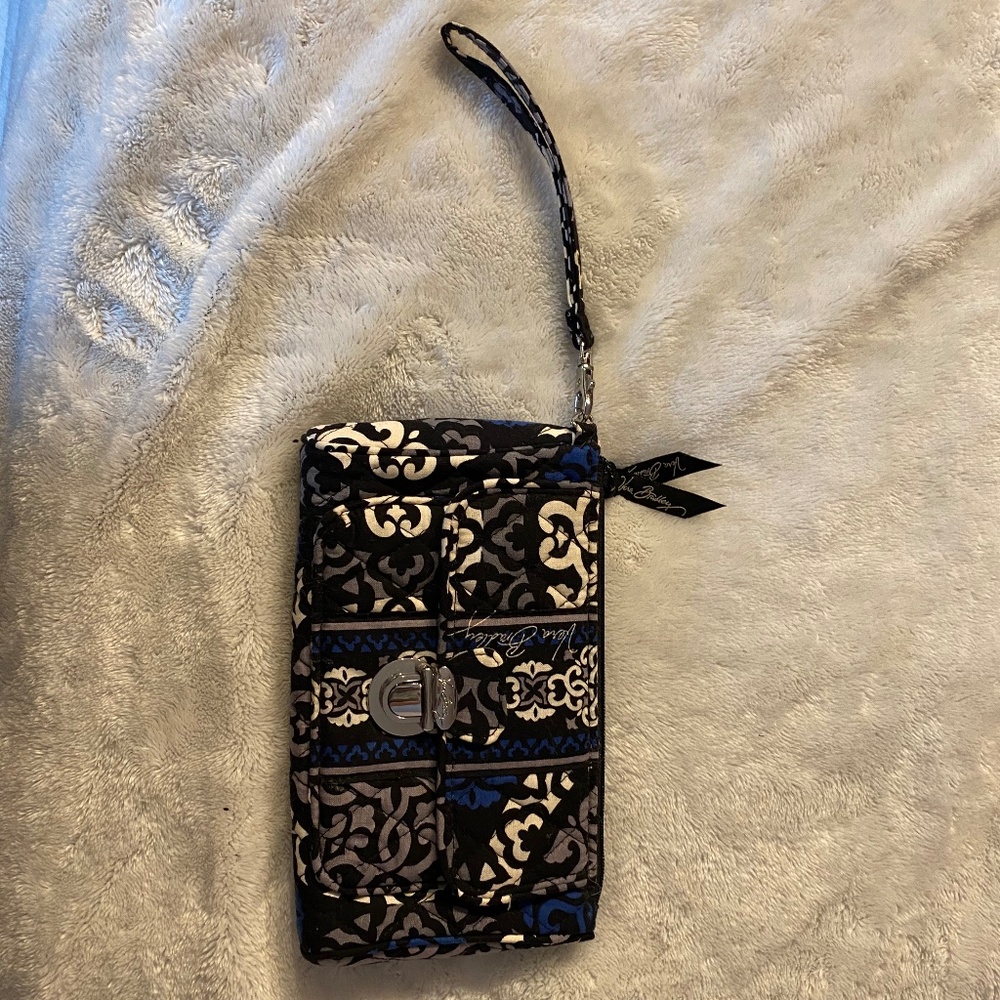 Vera Bradley Black, Blue, White & Gray Wristlet